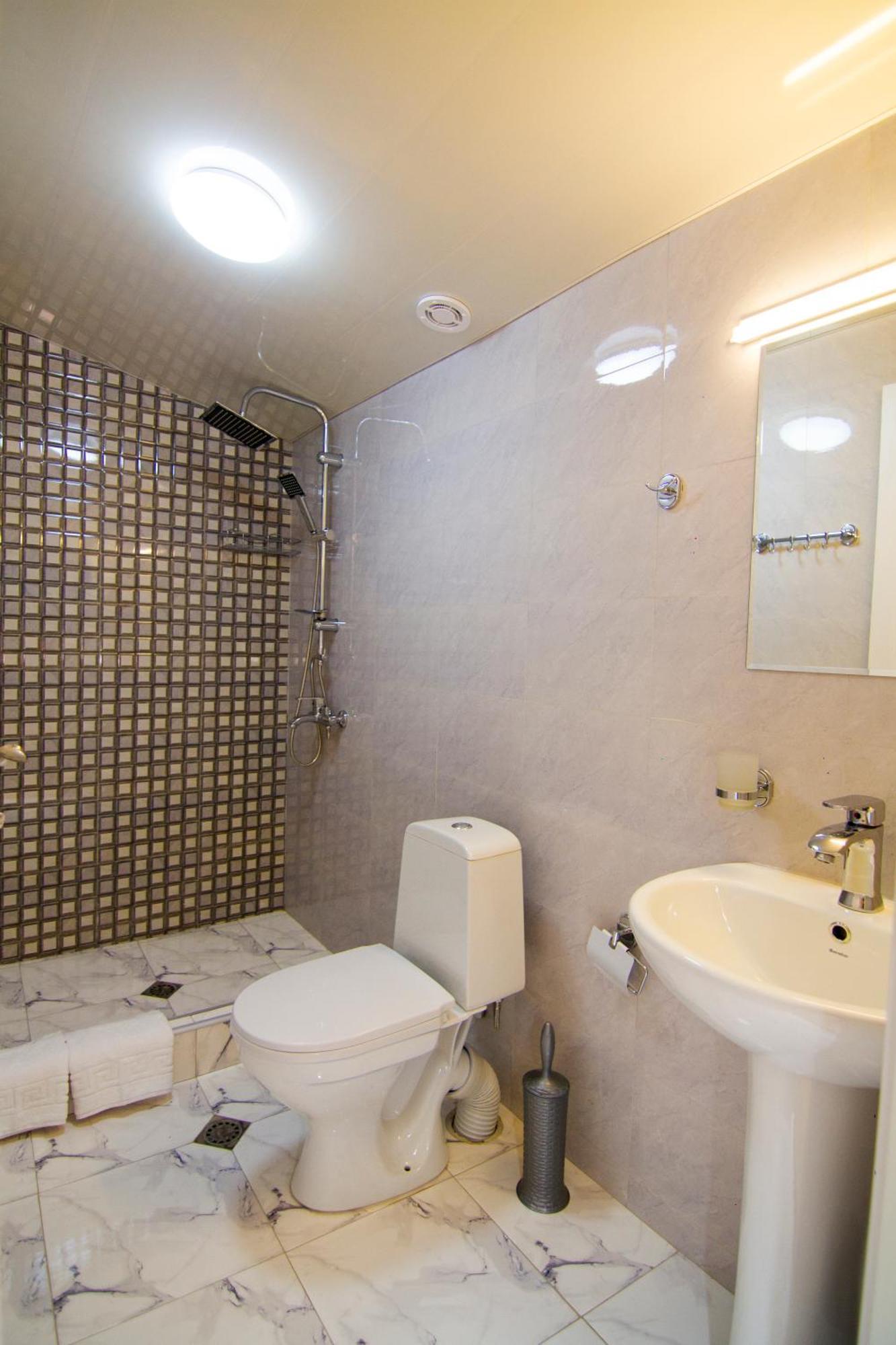 Hotel Care Inn Tbiliszi Kültér fotó